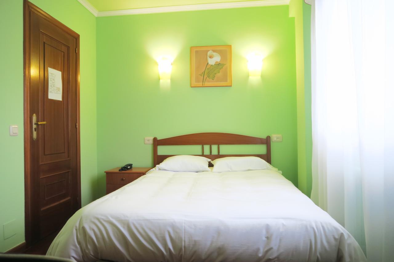Hotel Camino Do Mar Urdilde Екстер'єр фото